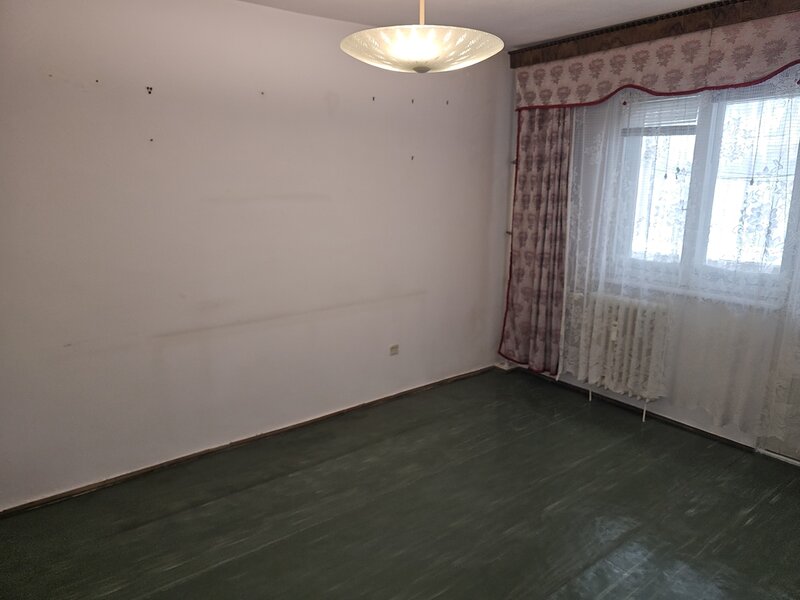 Berceni, Emil Racovita, 2 camere,